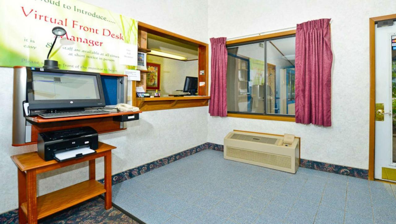 M Star Hotel Covington Bagian luar foto
