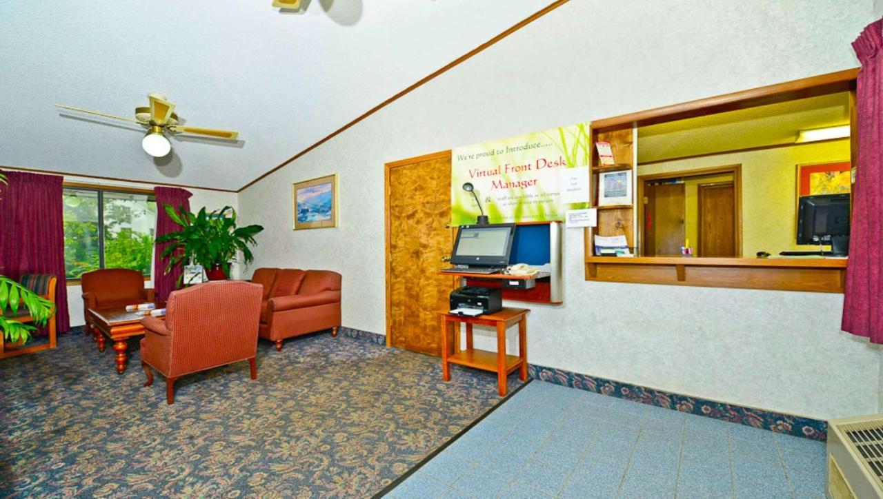 M Star Hotel Covington Bagian luar foto