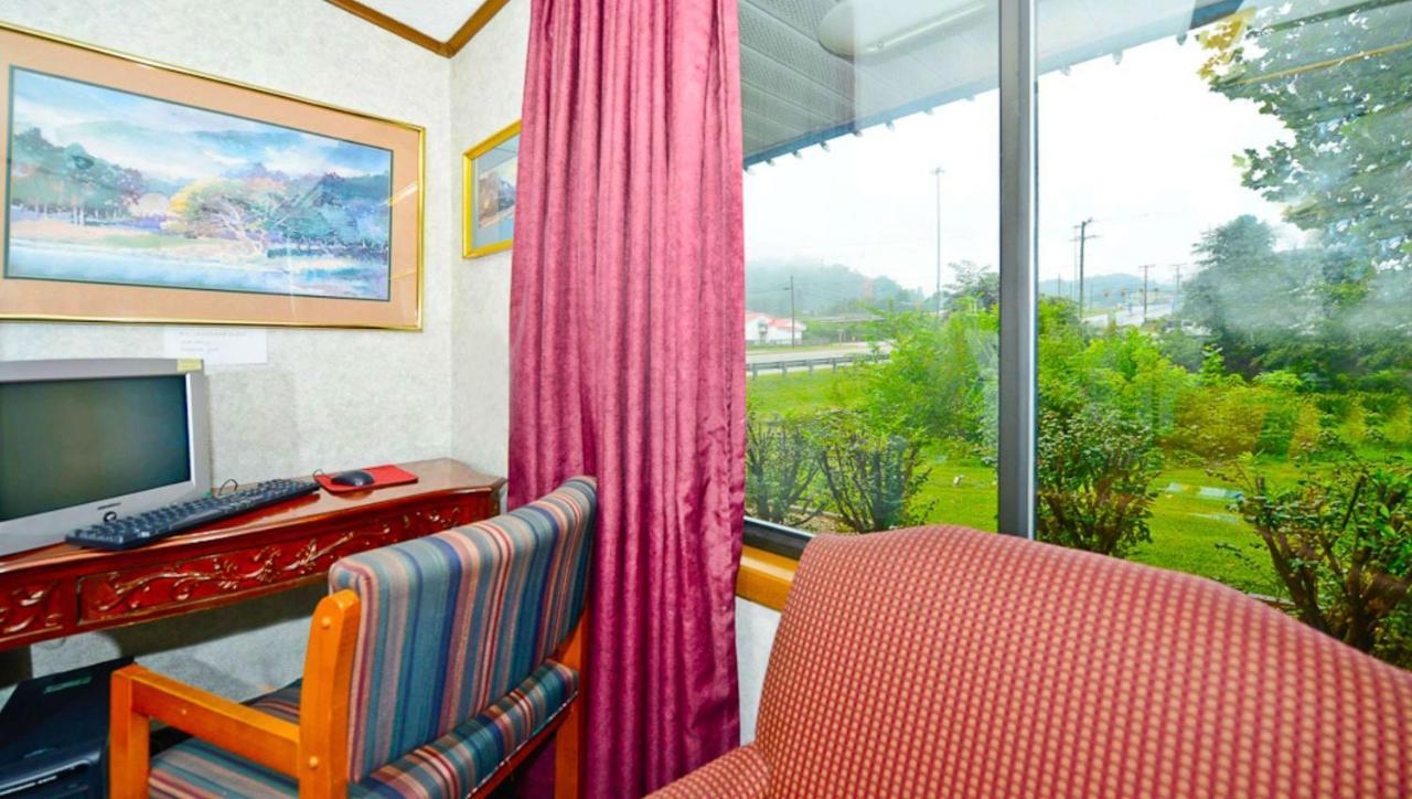M Star Hotel Covington Bagian luar foto