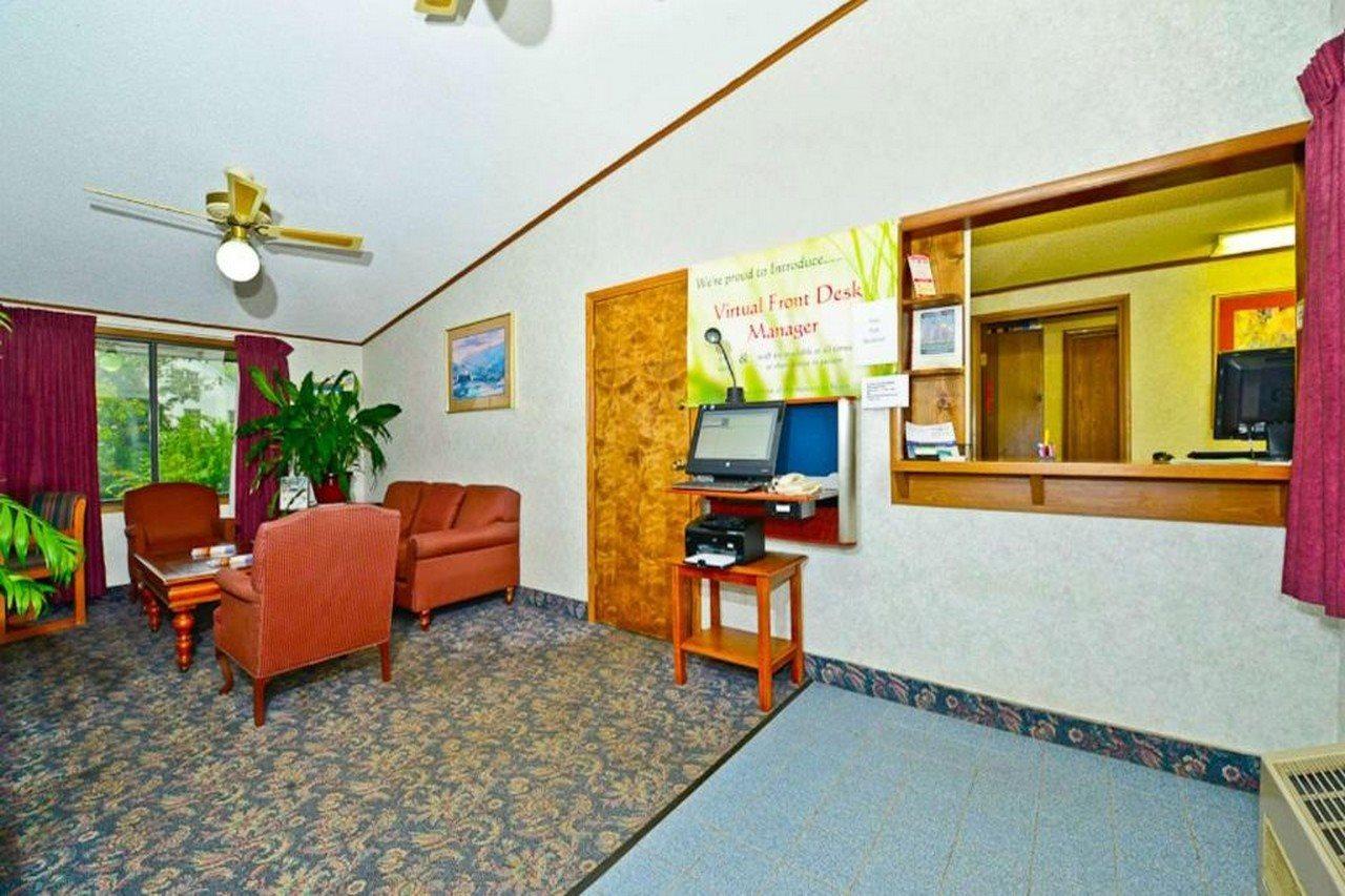M Star Hotel Covington Bagian luar foto