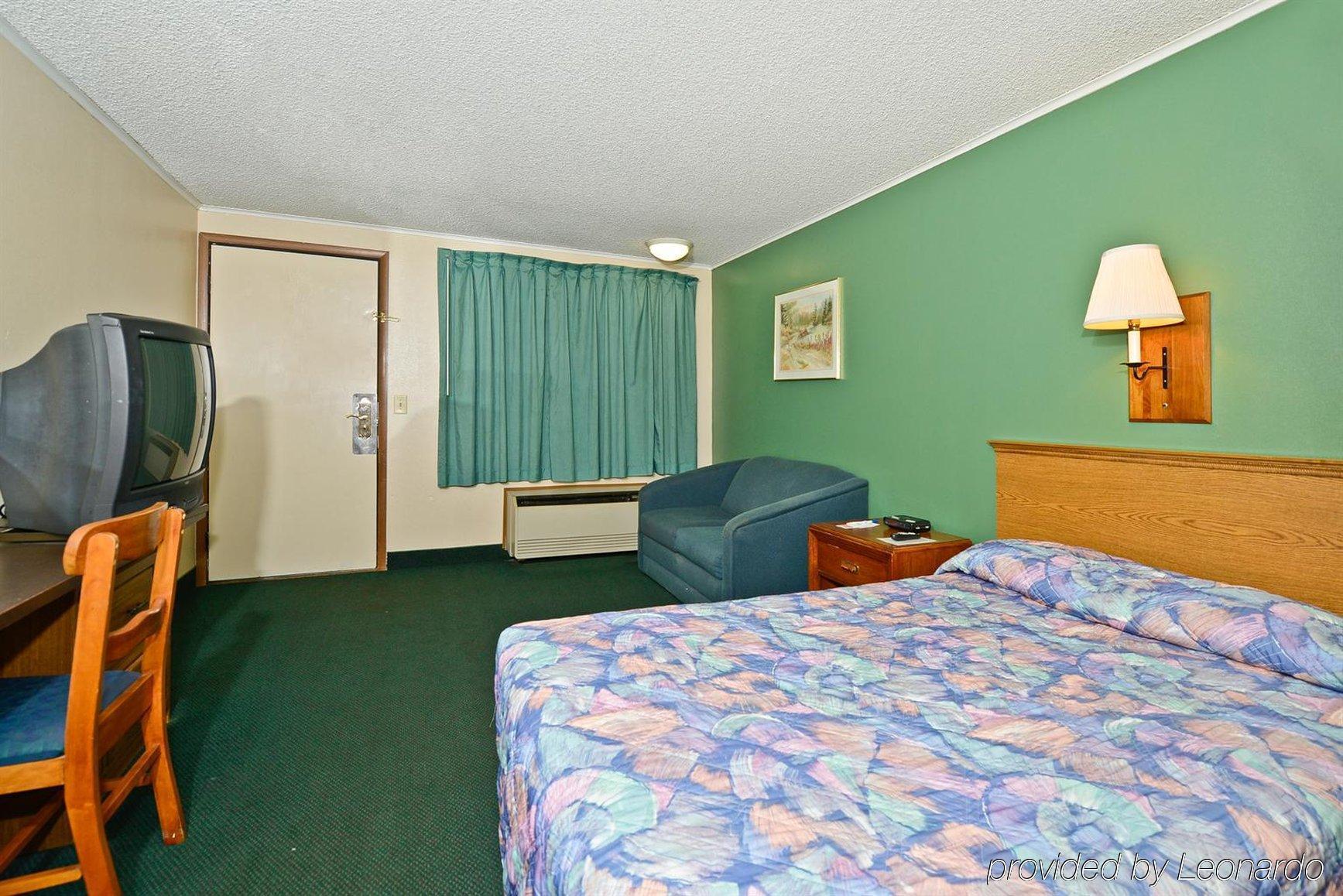 M Star Hotel Covington Ruang foto