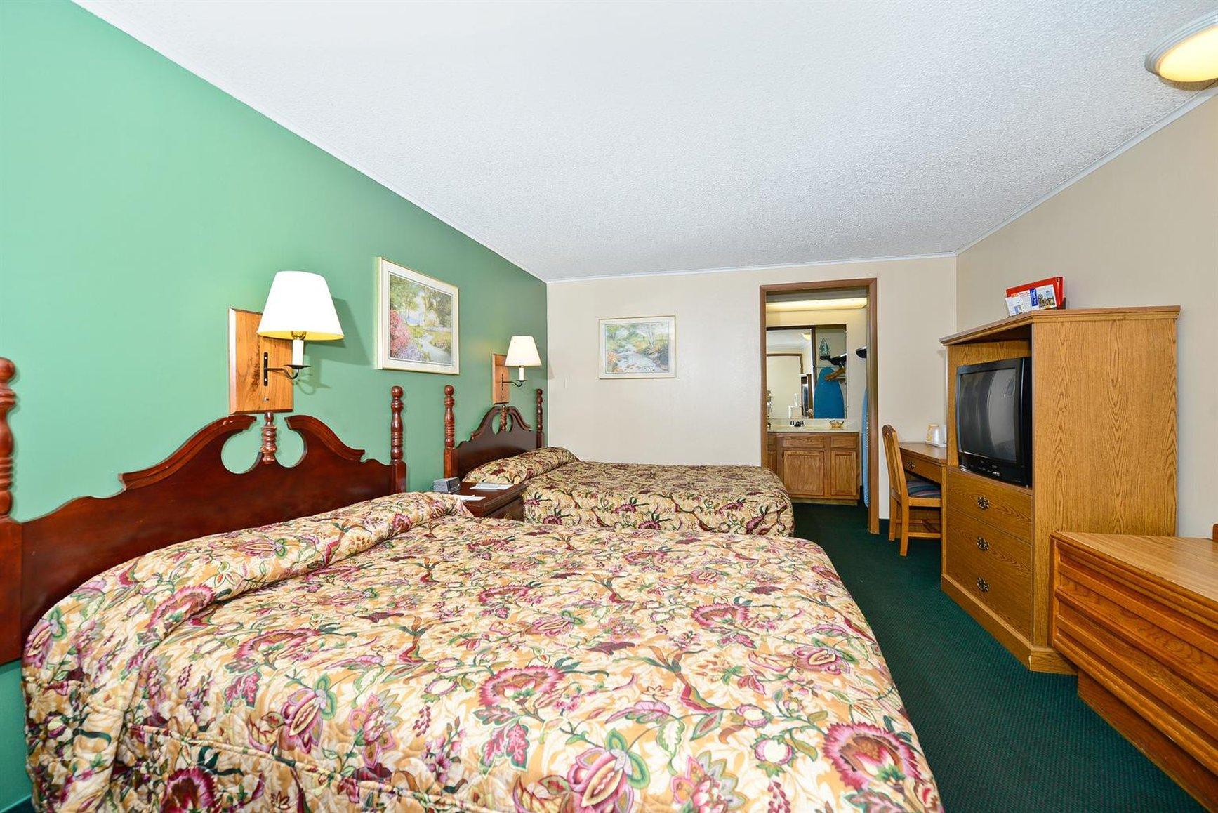 M Star Hotel Covington Bagian luar foto