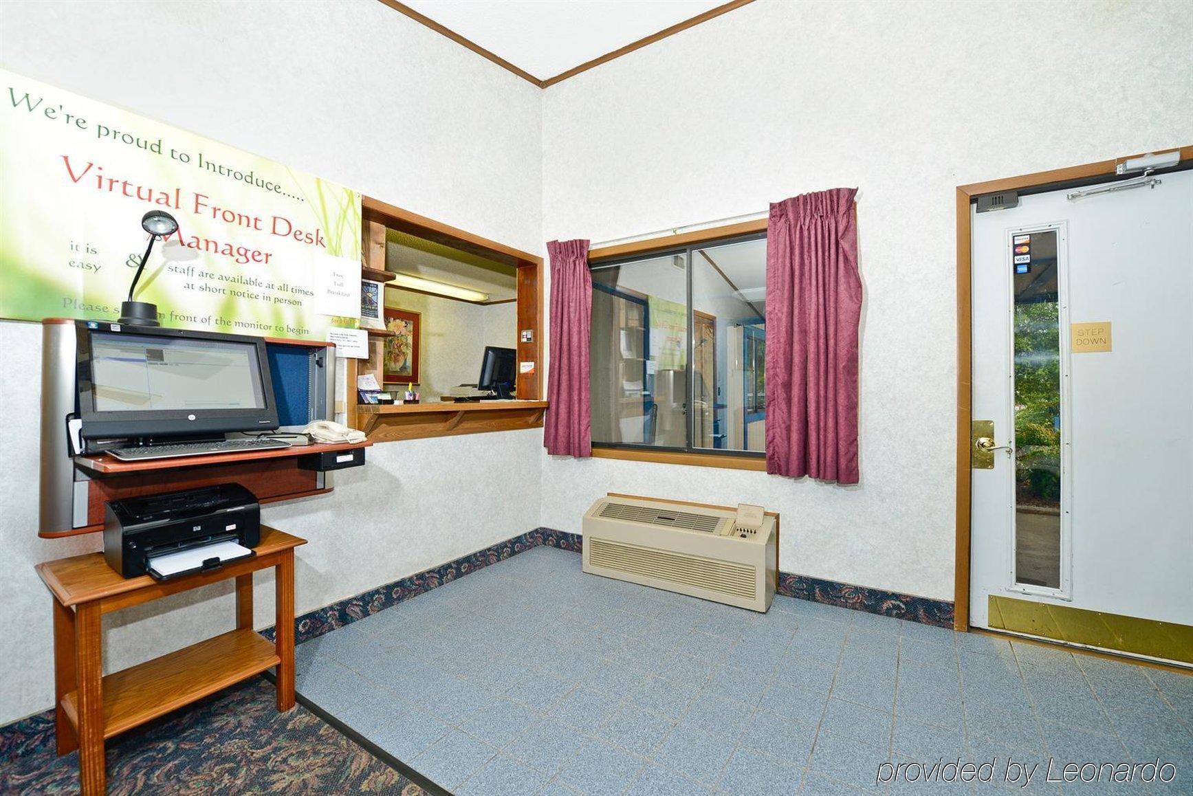 M Star Hotel Covington Bagian luar foto